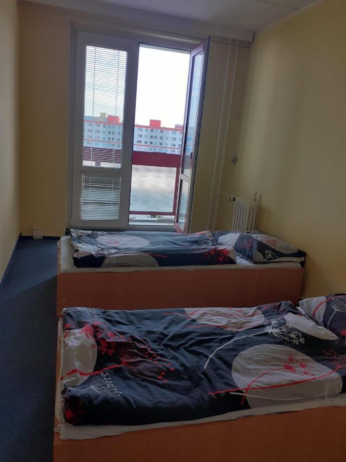Km House Cerny Most Hostel Πράγα Εξωτερικό φωτογραφία
