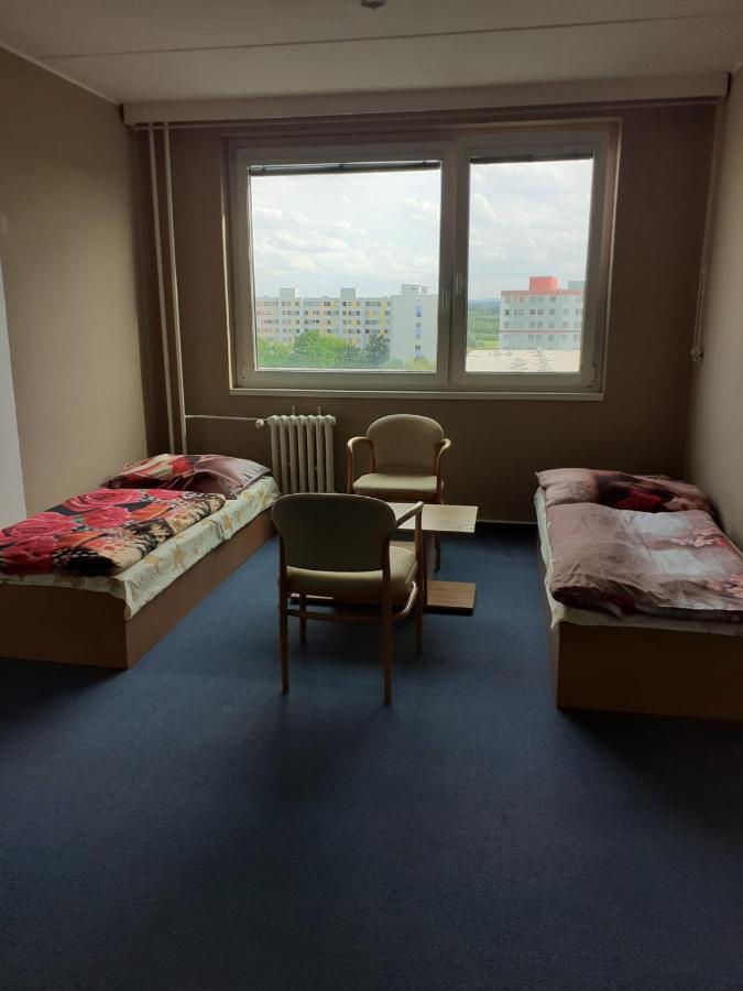 Km House Cerny Most Hostel Πράγα Εξωτερικό φωτογραφία