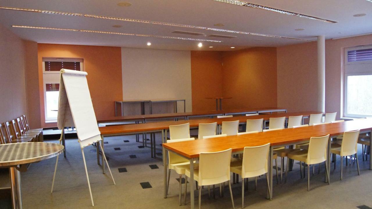 Km House Cerny Most Hostel Πράγα Εξωτερικό φωτογραφία