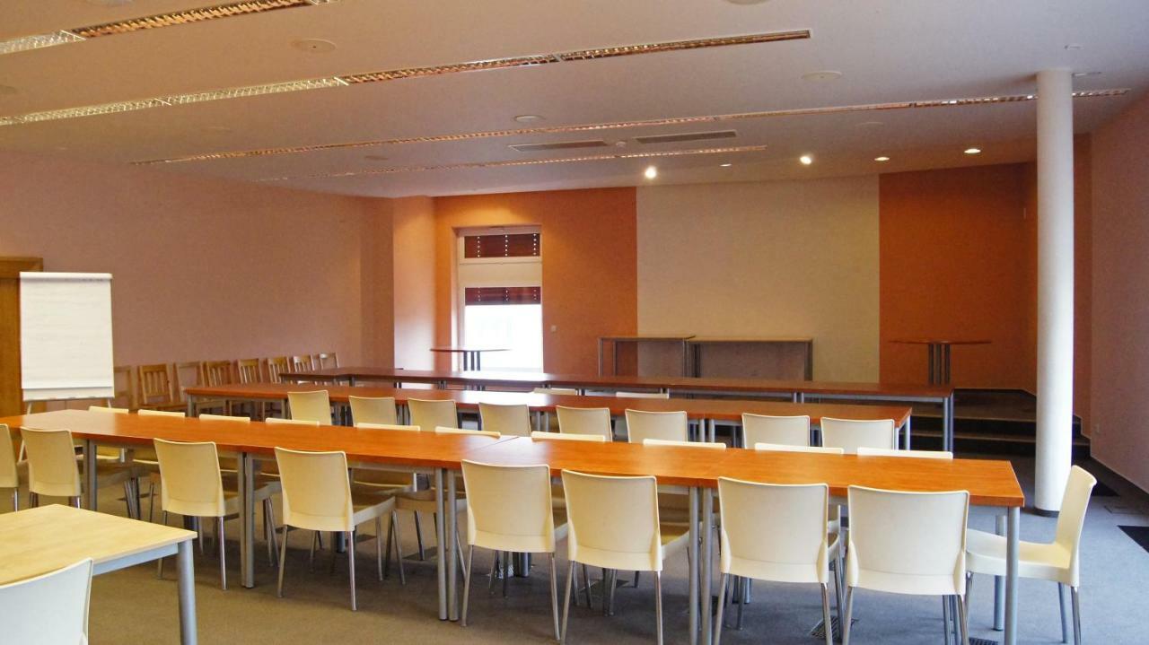 Km House Cerny Most Hostel Πράγα Εξωτερικό φωτογραφία