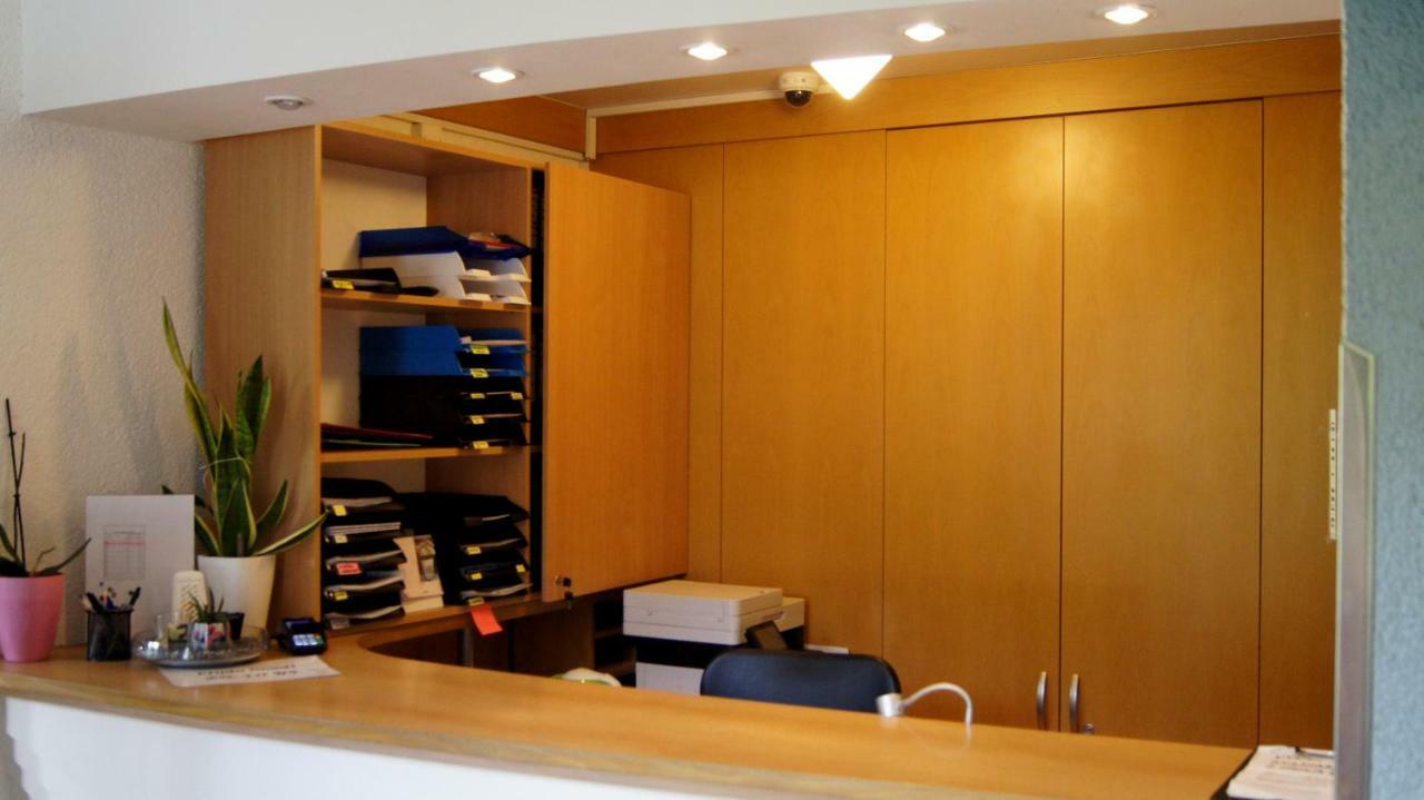 Km House Cerny Most Hostel Πράγα Εξωτερικό φωτογραφία