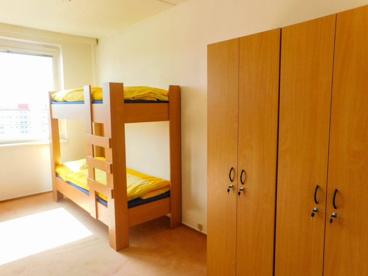 Km House Cerny Most Hostel Πράγα Εξωτερικό φωτογραφία