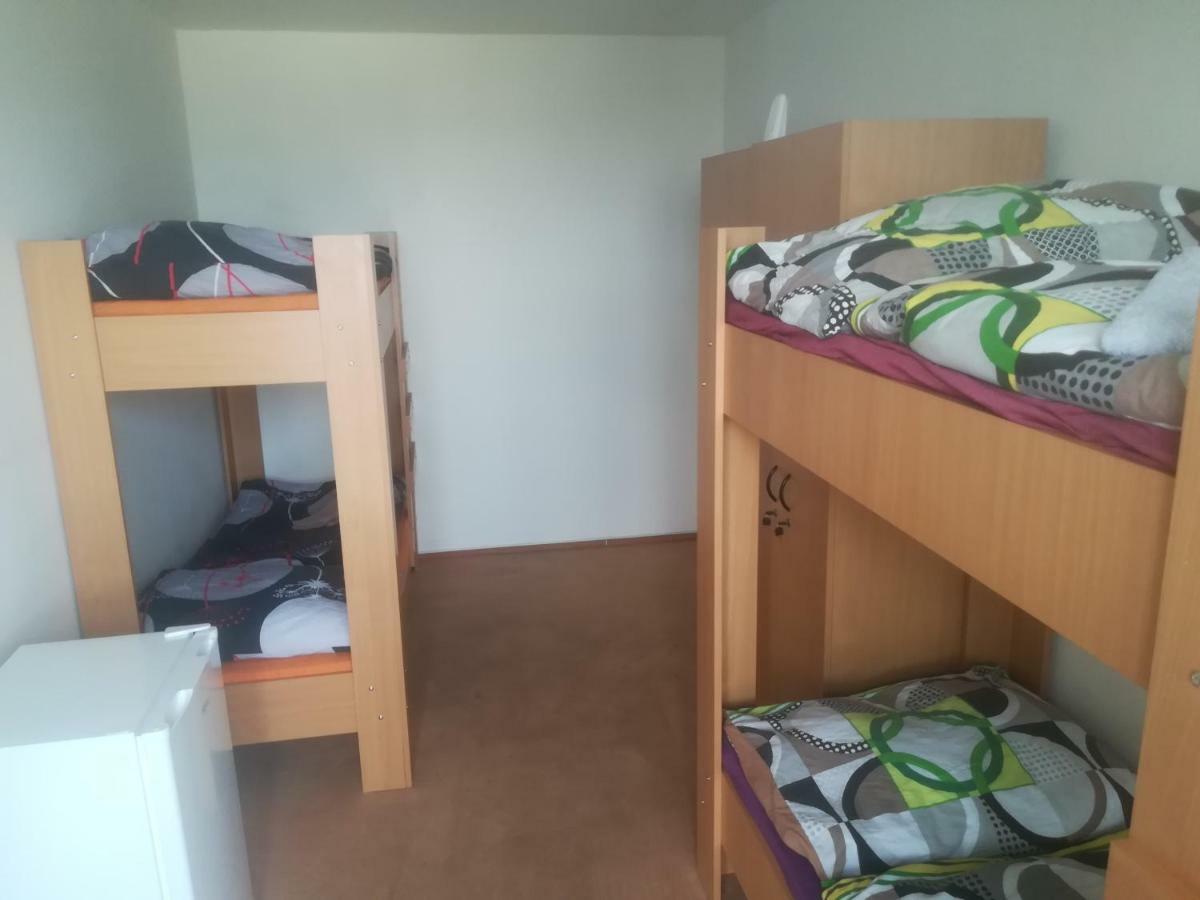 Km House Cerny Most Hostel Πράγα Εξωτερικό φωτογραφία