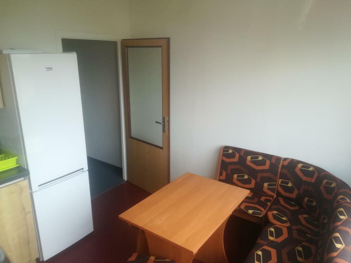Km House Cerny Most Hostel Πράγα Εξωτερικό φωτογραφία
