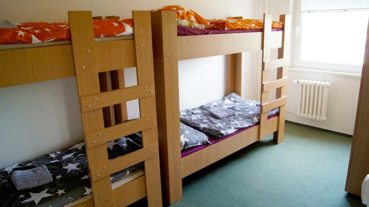 Km House Cerny Most Hostel Πράγα Εξωτερικό φωτογραφία