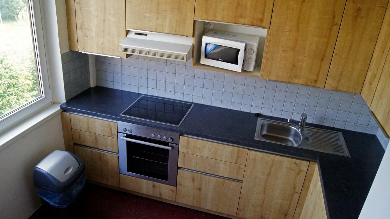 Km House Cerny Most Hostel Πράγα Εξωτερικό φωτογραφία