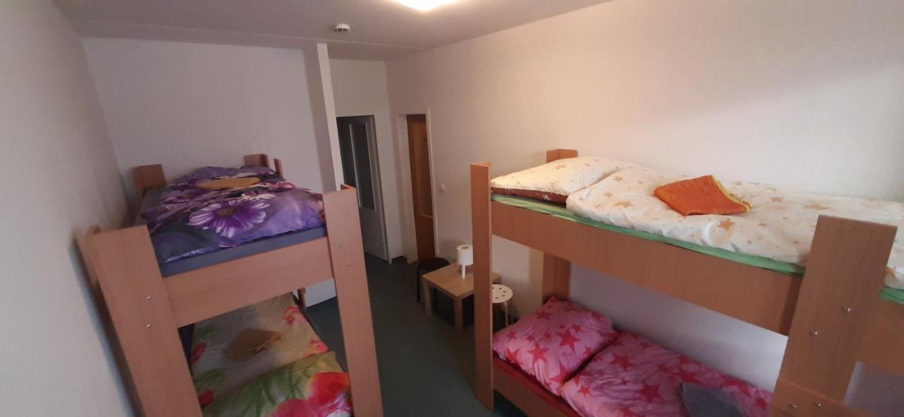 Km House Cerny Most Hostel Πράγα Εξωτερικό φωτογραφία