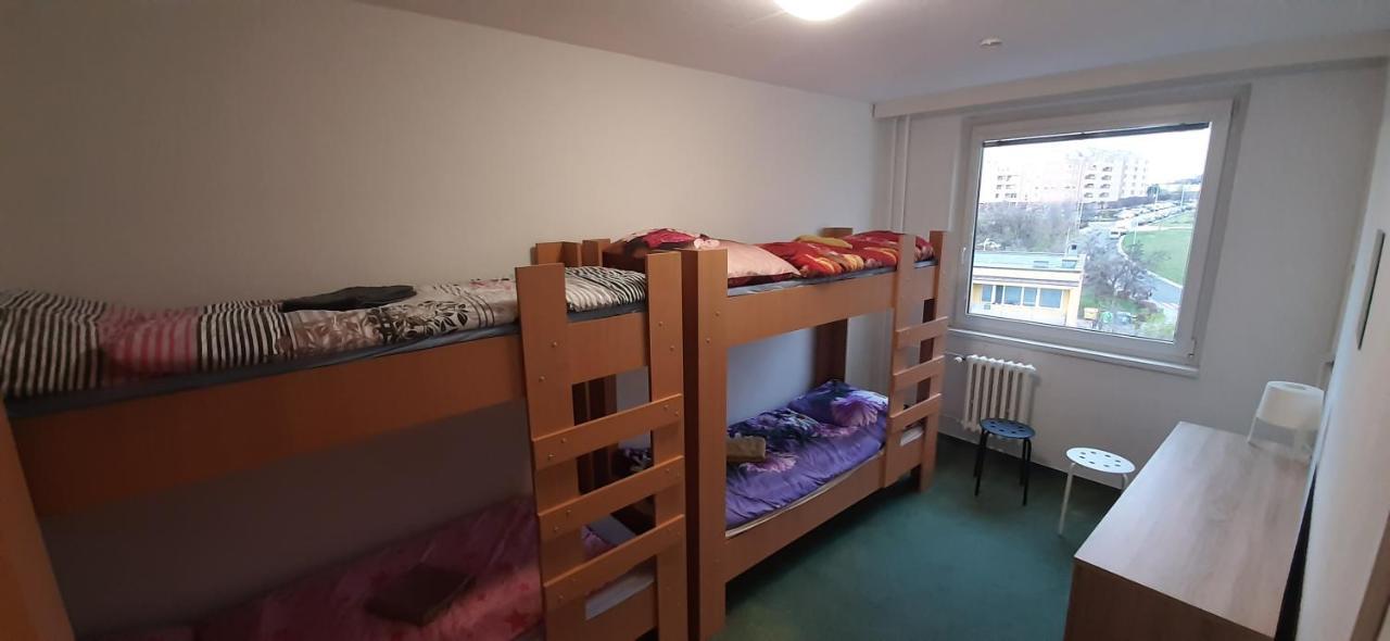 Km House Cerny Most Hostel Πράγα Εξωτερικό φωτογραφία